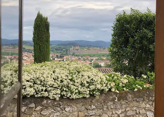 Maison De Charme Avec Vue Sur La Cite Medievale. بيت للعطل