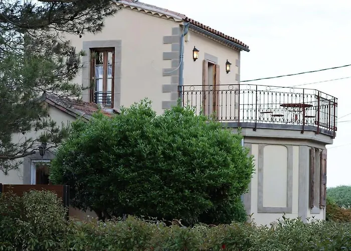 بيت للعطل Maison De Charme Avec Vue Sur La Cite Medievale. قرقشونه